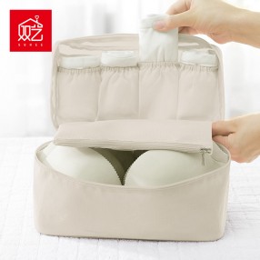 70970 Clothing storage bag